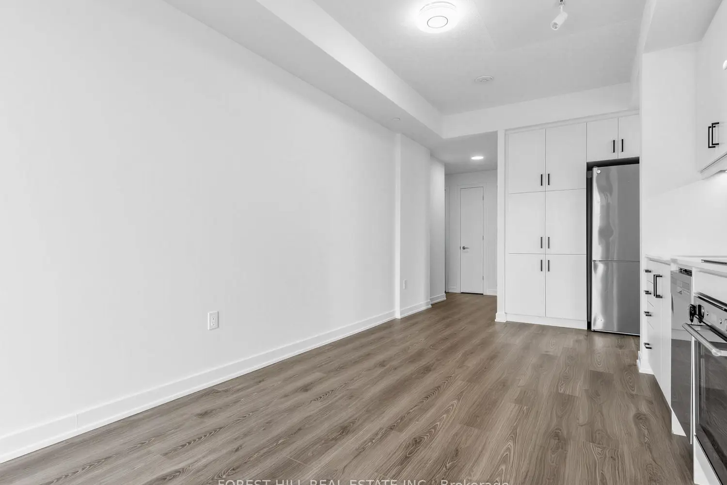 9 Tecumseth Street 807 photo 4