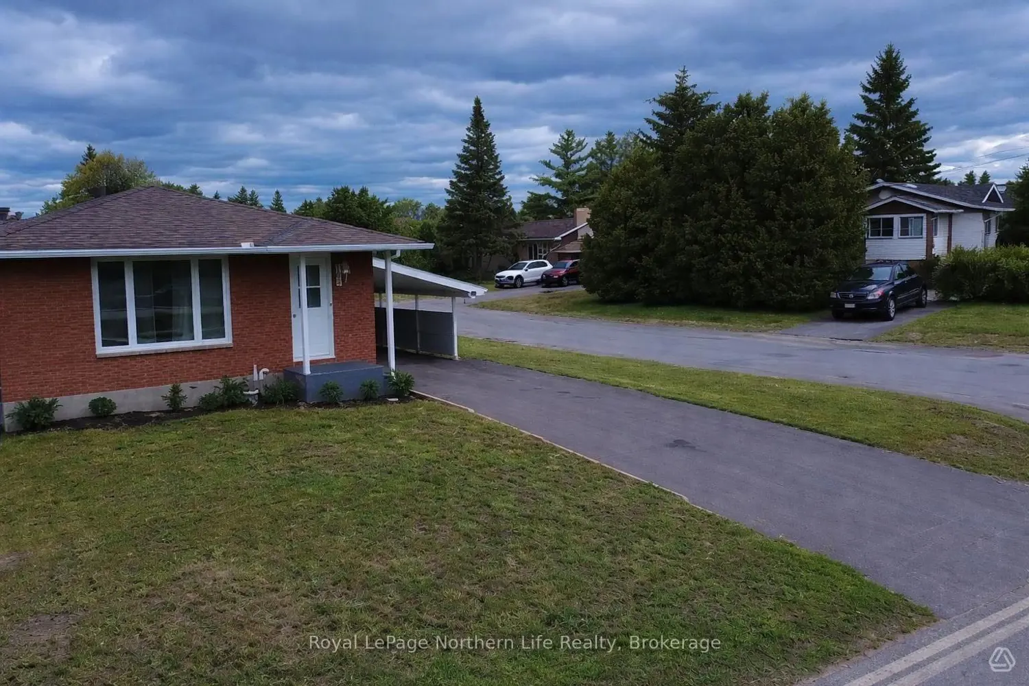 197 Hessle Avenue photo 2