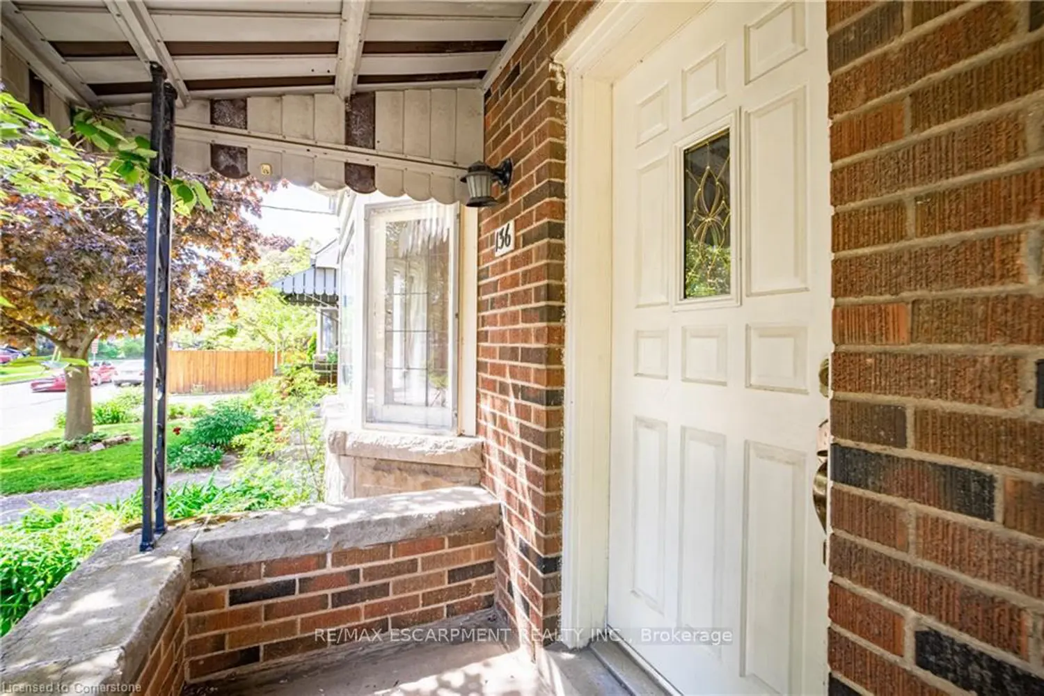 136 Glen Road photo 2