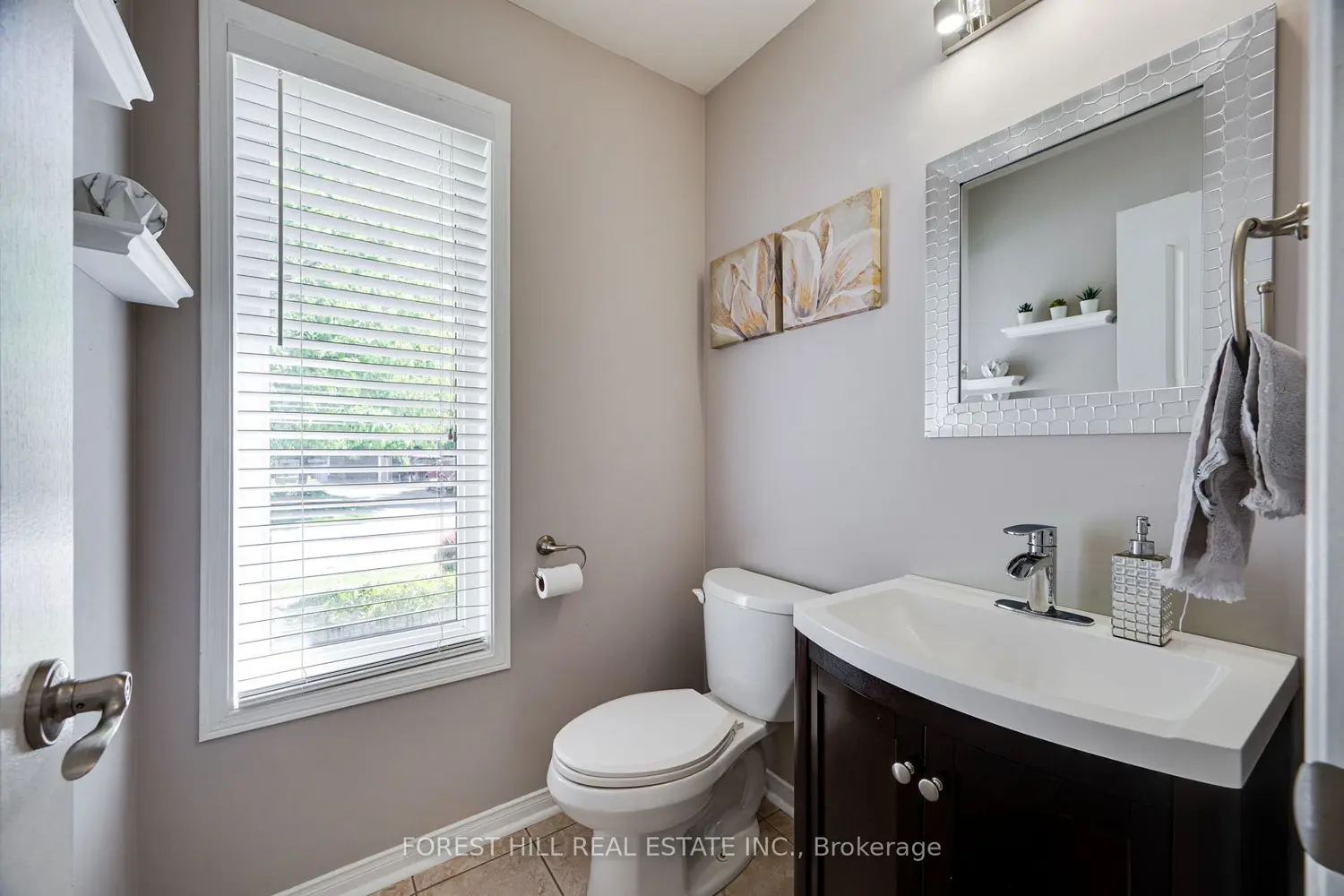 59 Banbrooke Crescent photo 5