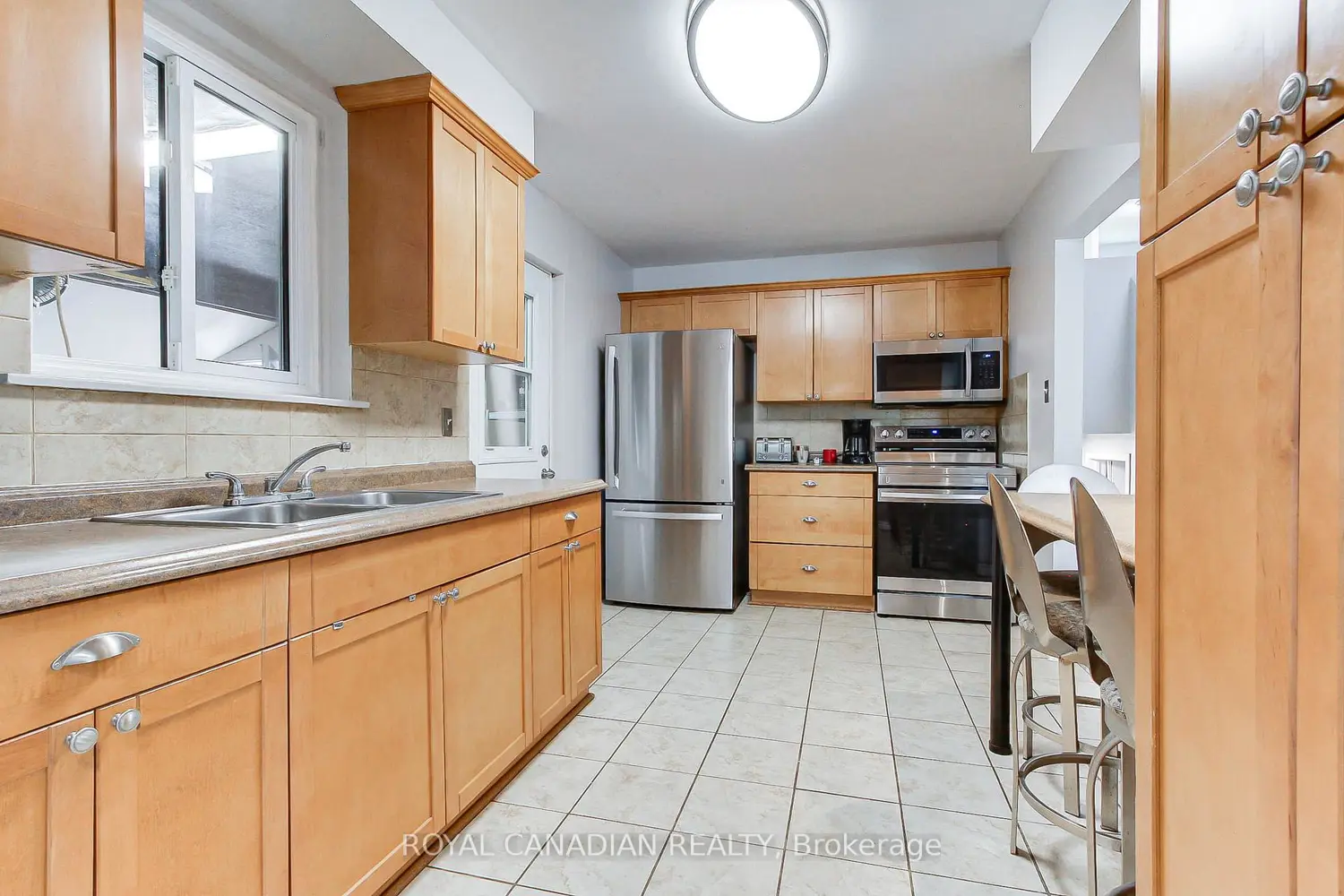 46 Austen Lane photo 5