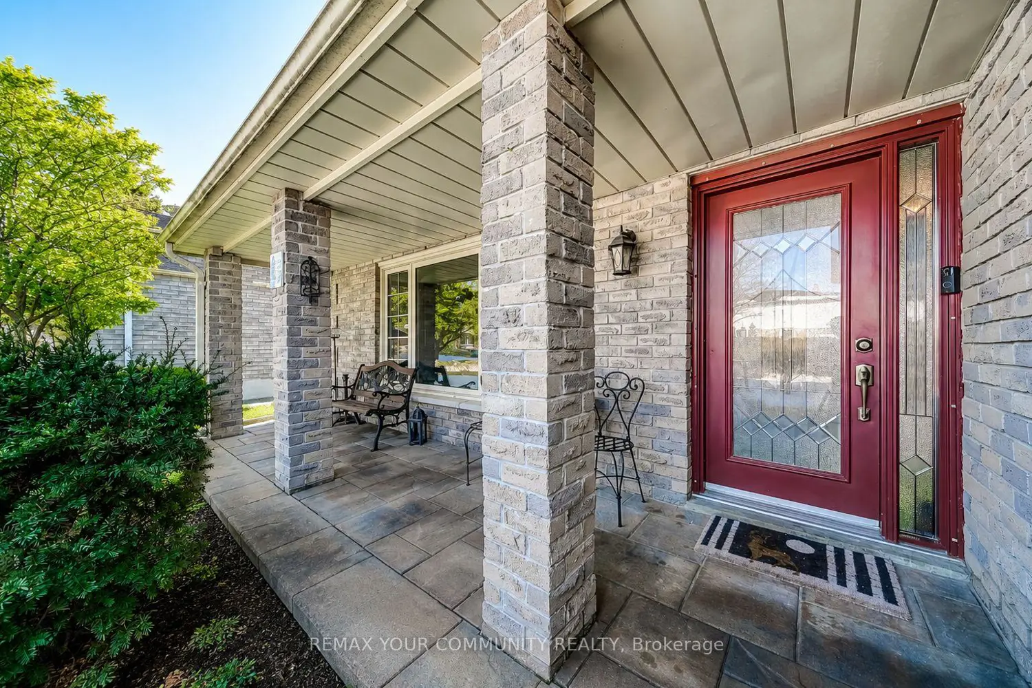 911 Ferndale Crescent