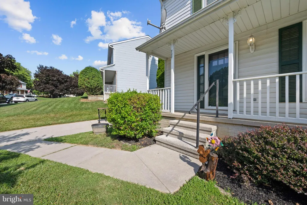 785 Woodsman Circle, Hampstead, MD 21074 photo 5