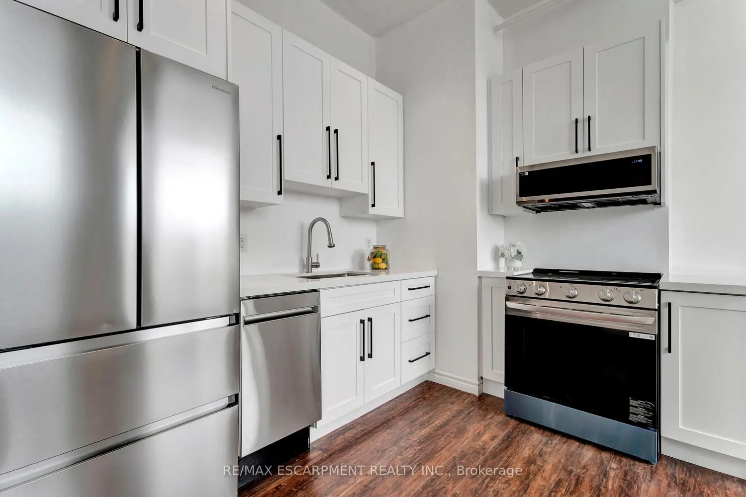 90 Colborne Street 409 photo 3