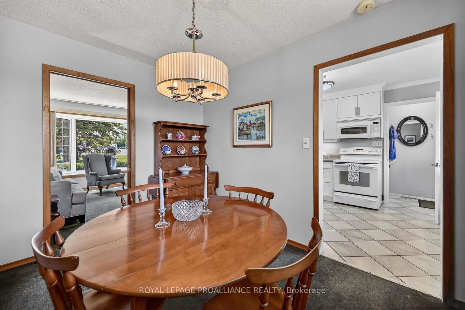 733 Stewart Boulevard photo 3