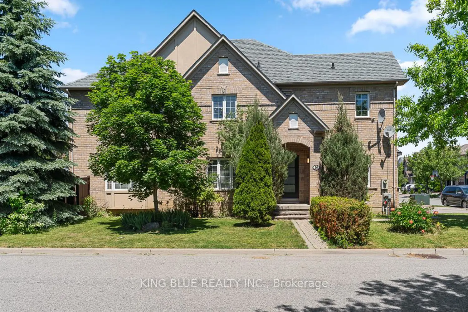 26 Lander Crescent photo 2