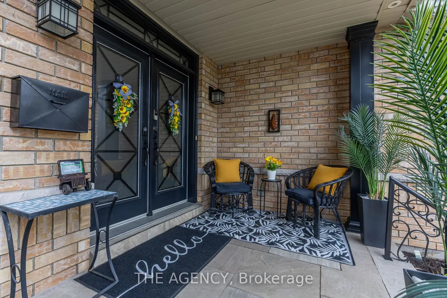 54 Thames Drive photo 2