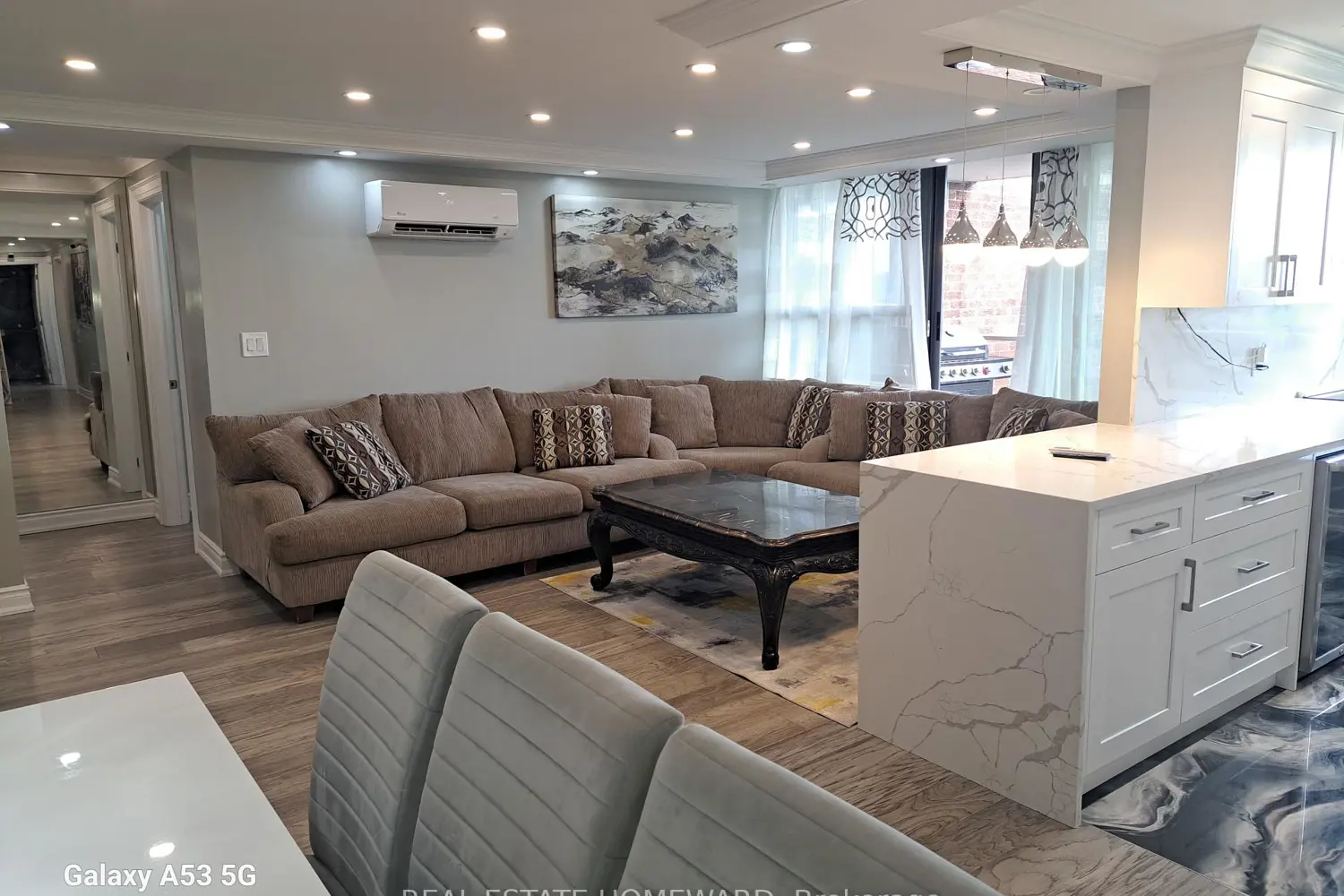 100 Wingarden Court