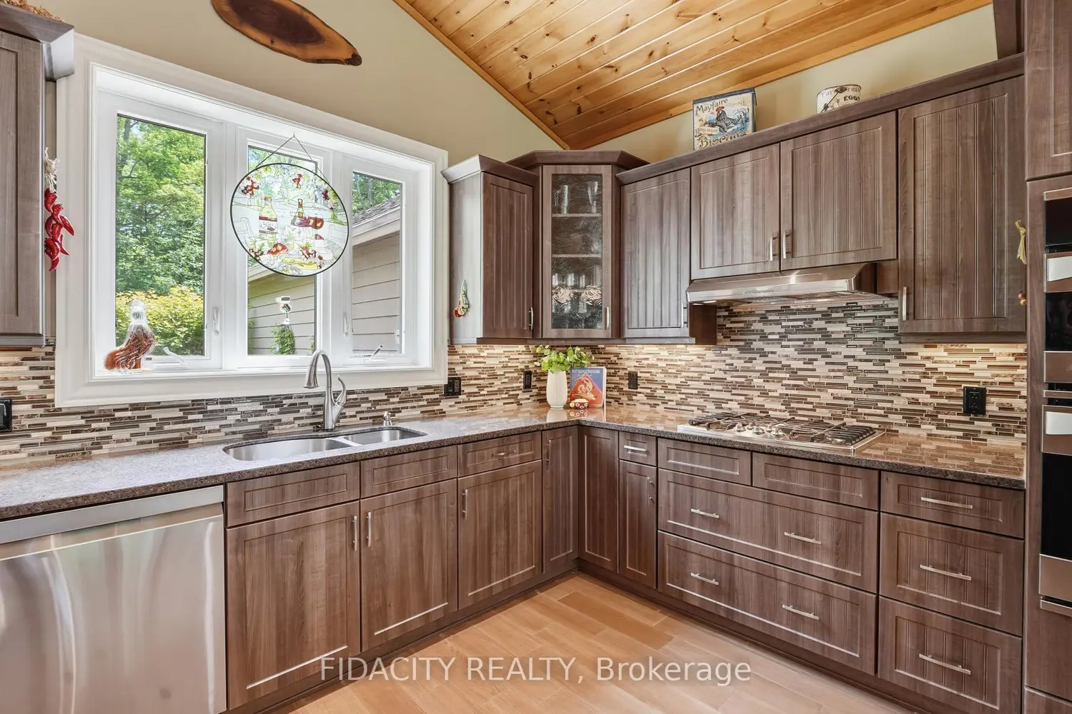 1492 Devil Lake Road photo 5