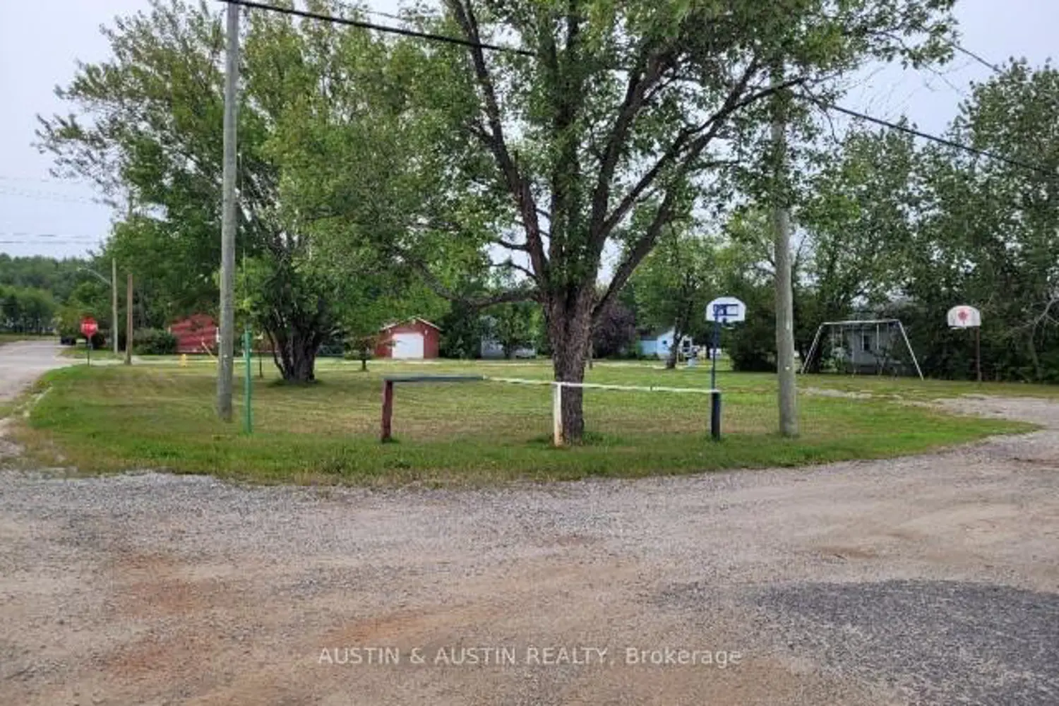 110 Clark Street photo 2