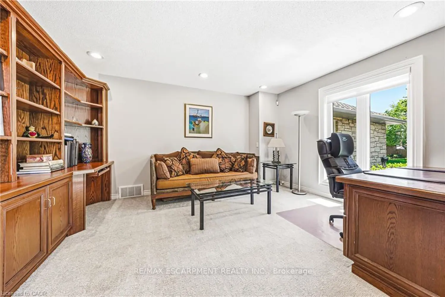 33 Golfview Crescent photo 5
