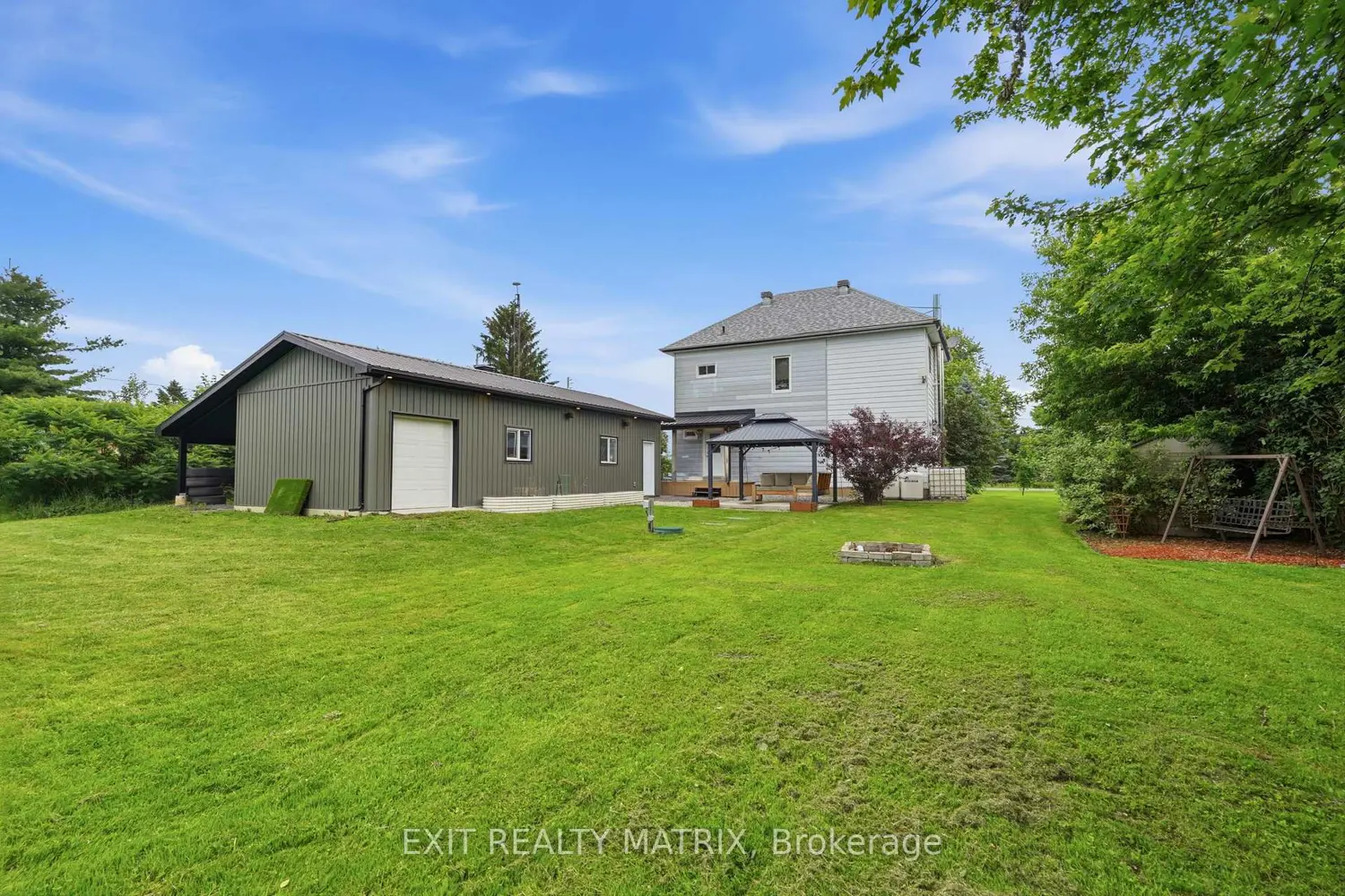 1320 St Joseph Road photo 3