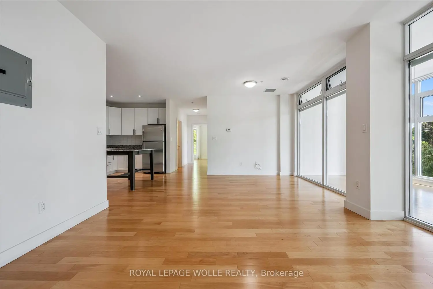 188 King Street 304 photo 4