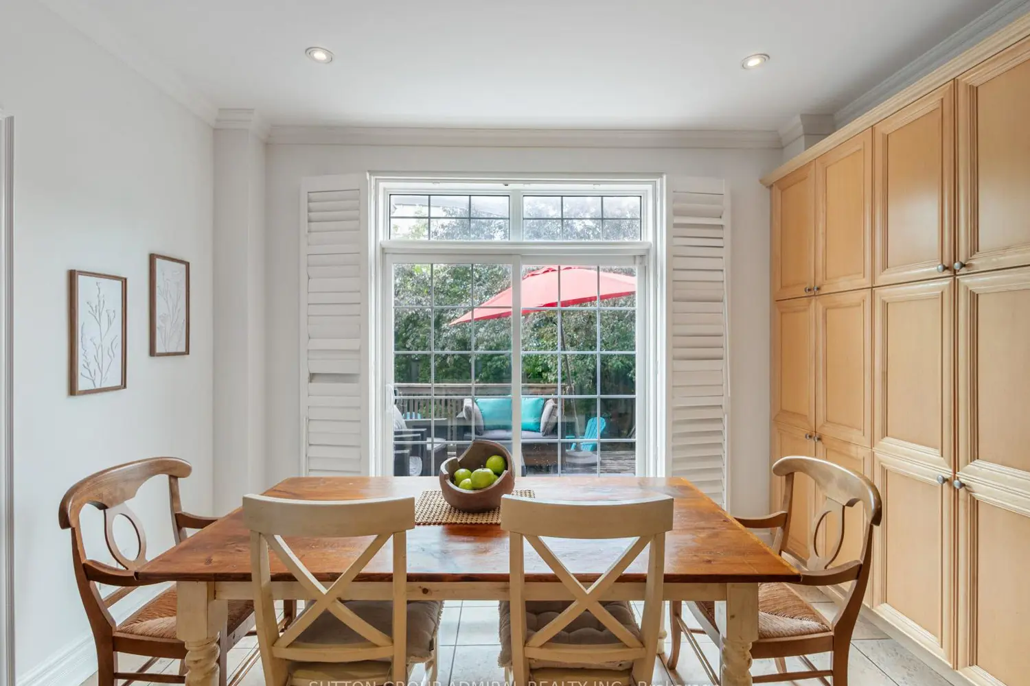 255 Cocksfield Avenue photo 5
