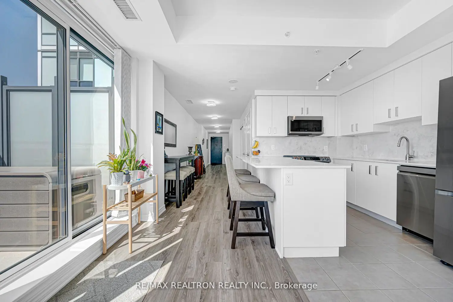 11611 Yonge Street 708 photo 2
