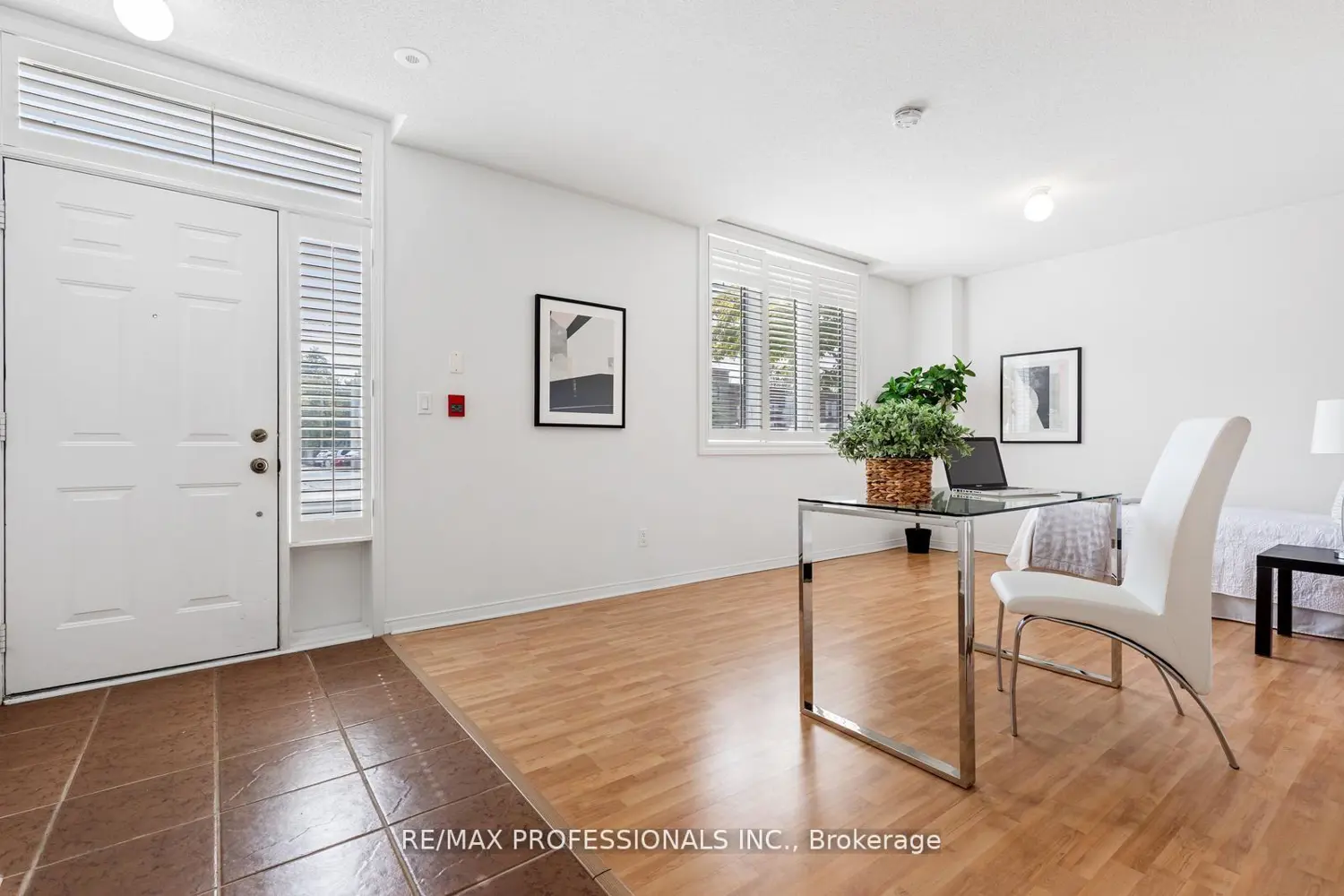 3400 Lake Shore Boulevard 104
