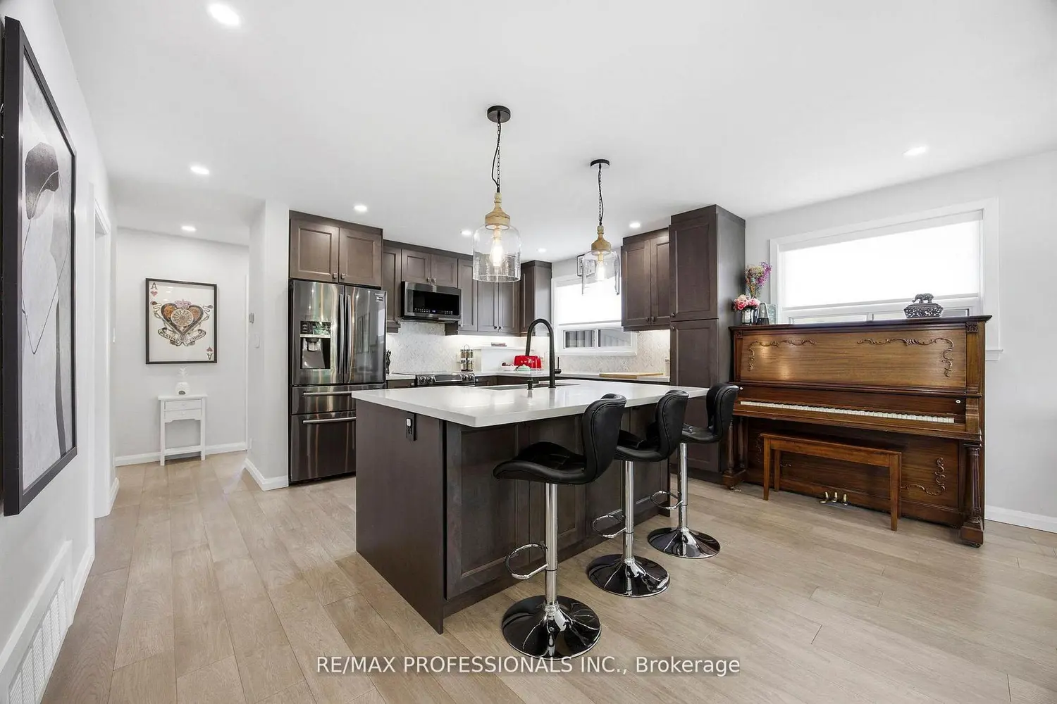 33 Brampton Road photo 4