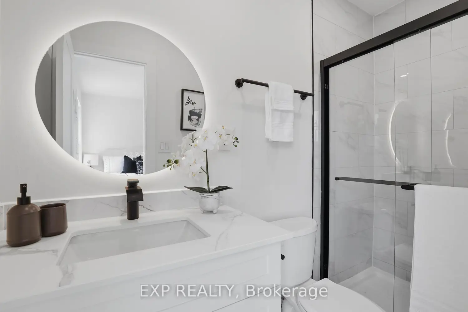 134 Sterling Street photo 5