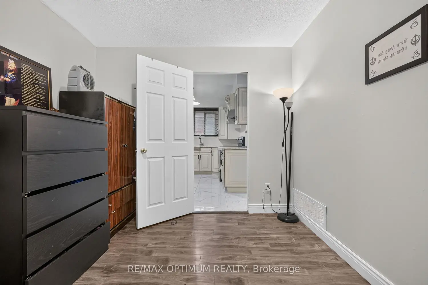 18 Curtis Drive photo 4