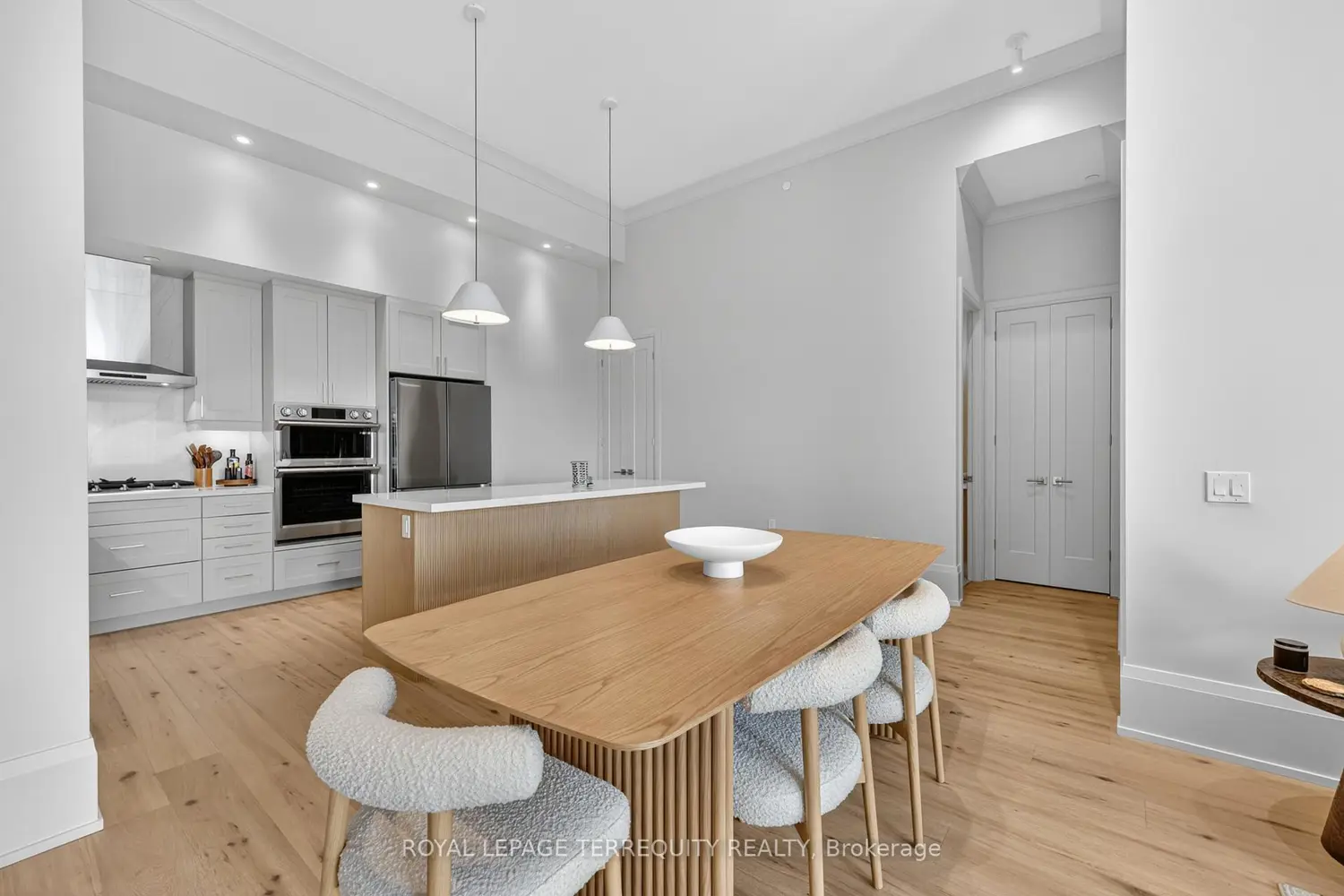1 Hume Street Ph 615 photo 3