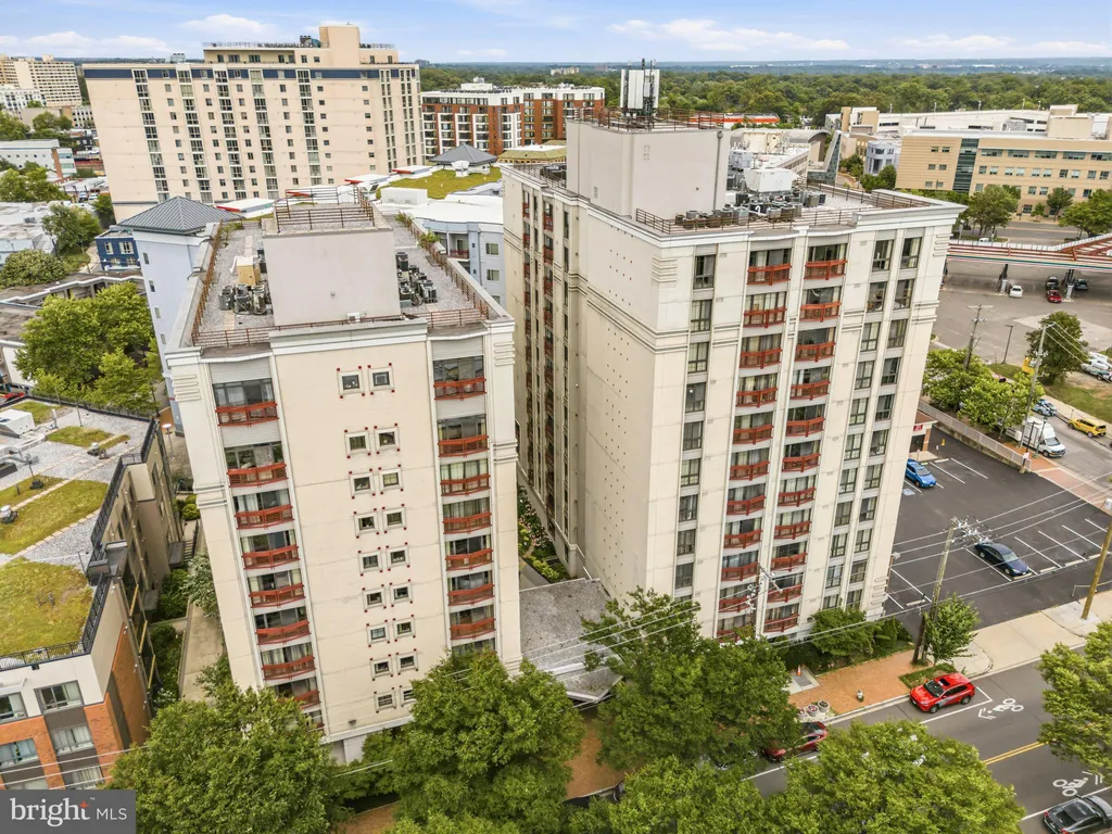 7915 Eastern Avenue Unit 1209, Silver Spring, MD 20910 photo 4