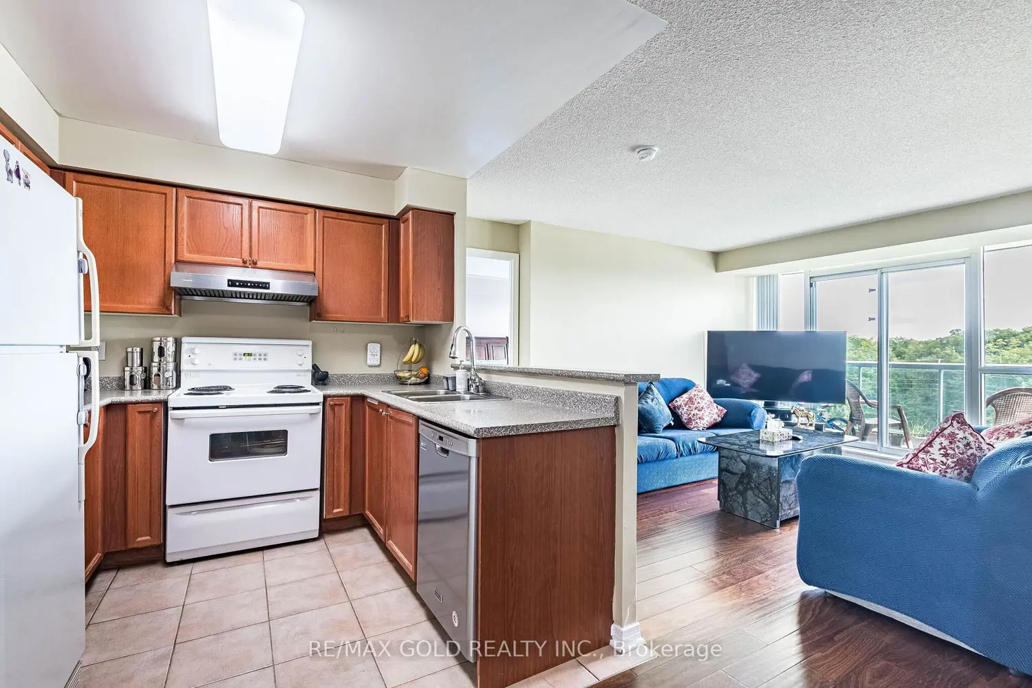 2545 Erin Centre Boulevard 701 photo 4