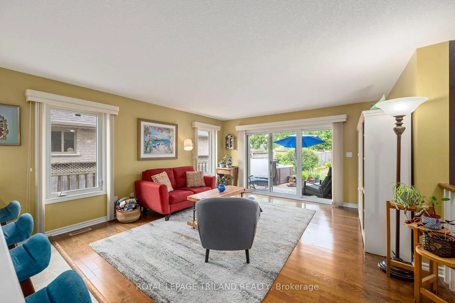 48 Circlewood Drive photo 5