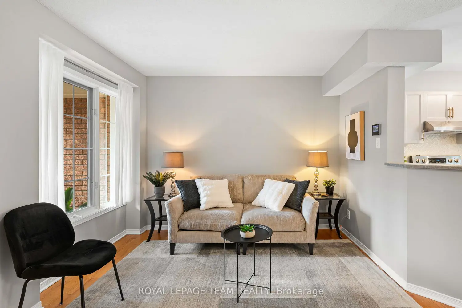 6 Folison Street photo 3