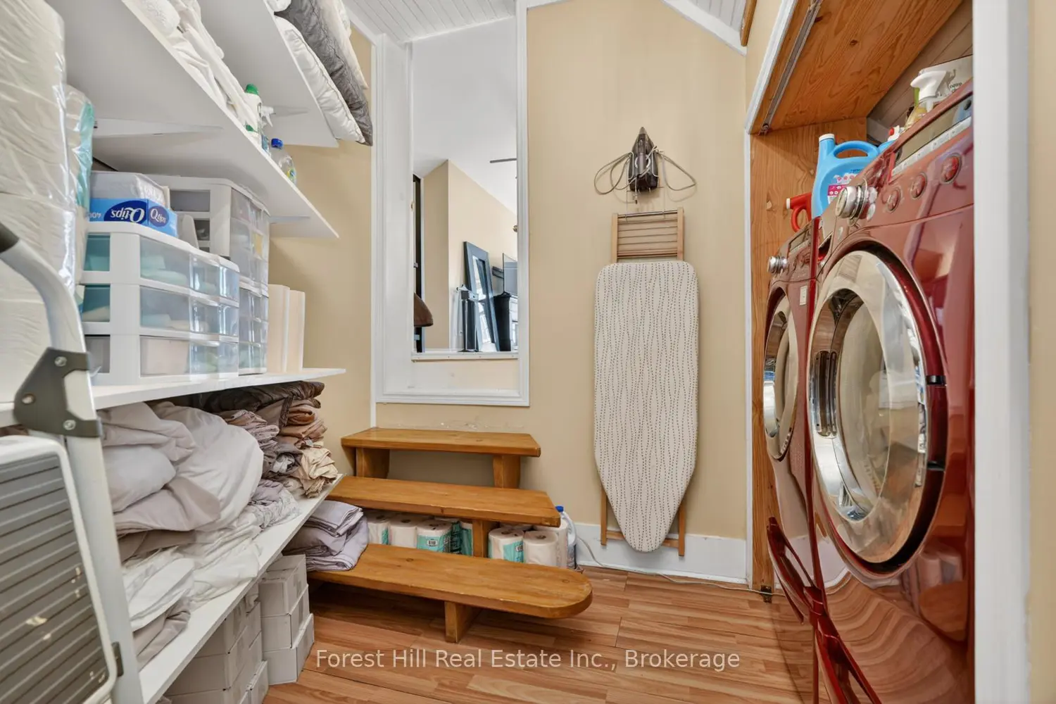 1029 Harvey Avenue photo 3