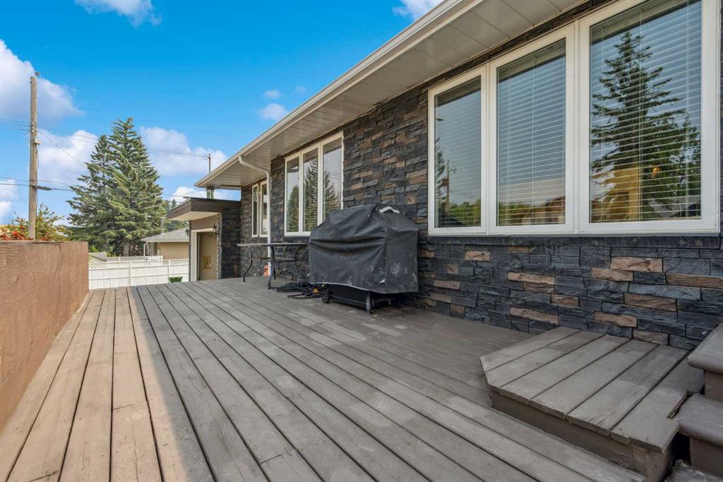 25 Manor Road SW, Calgary, AB, T2V 2A1 photo 5