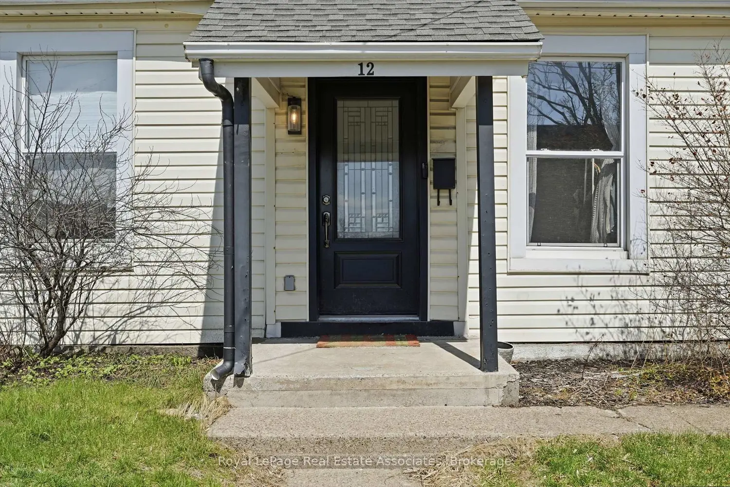 12 Nelson Street photo 2
