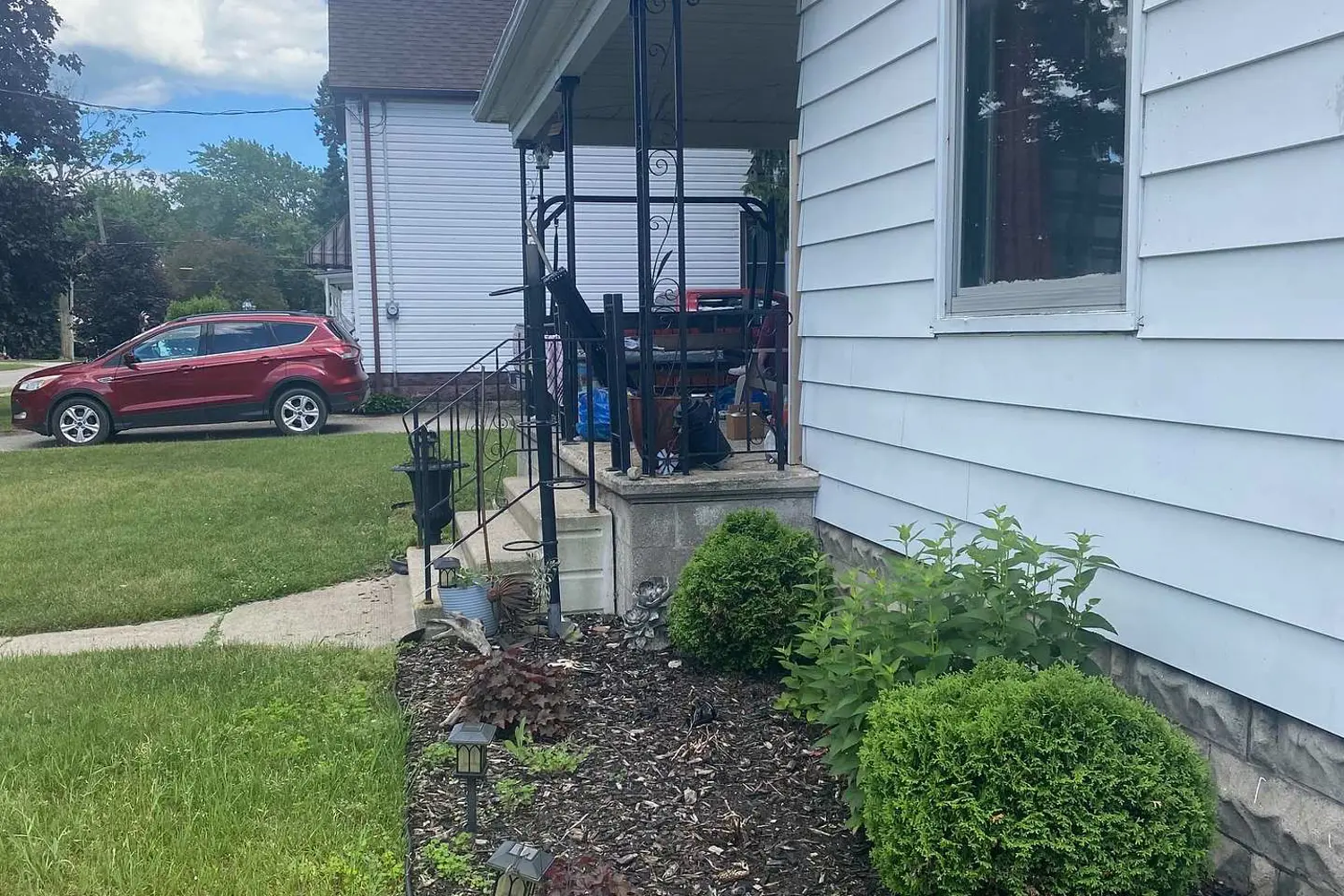 194 Nancy Street photo 4