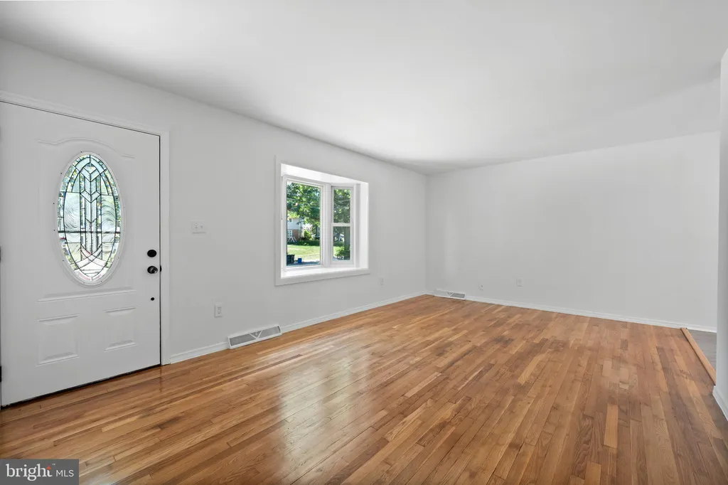 13118 Estelle Road, Silver Spring, MD 20906 photo 3
