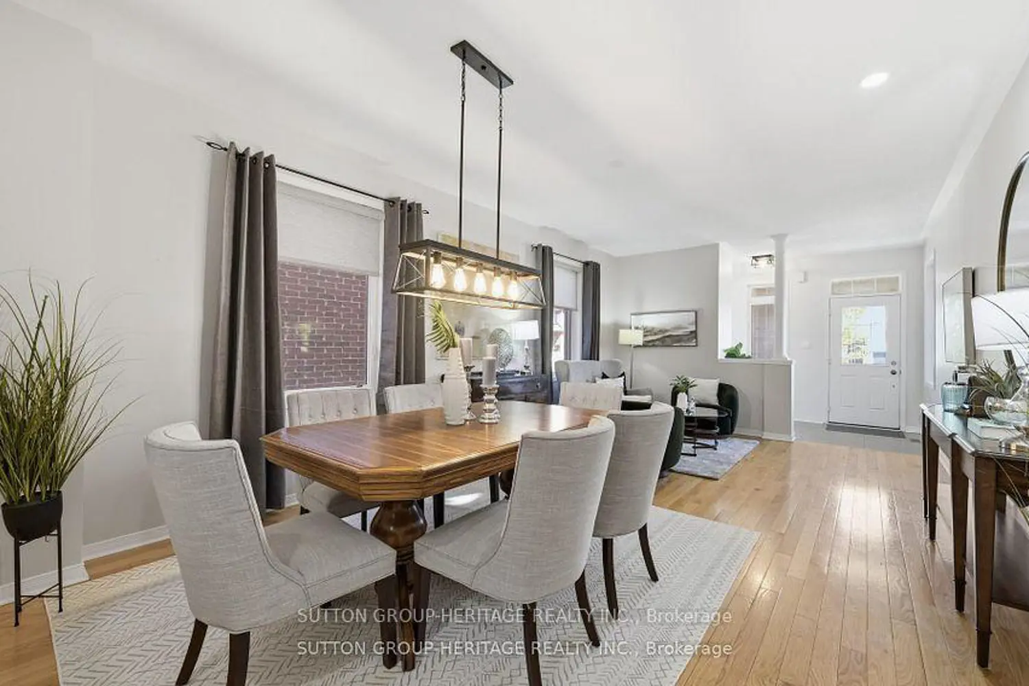 19 Northglen Boulevard photo 3