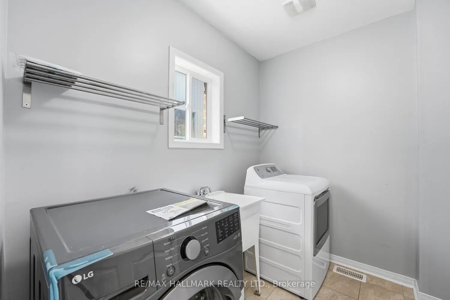 1259 Meath Drive photo 4