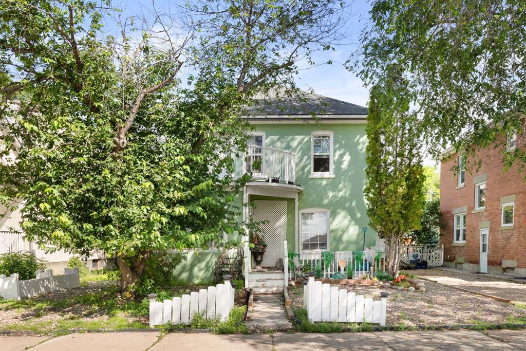 528 Dundee Street SE, Medicine Hat, AB, T1A0T8