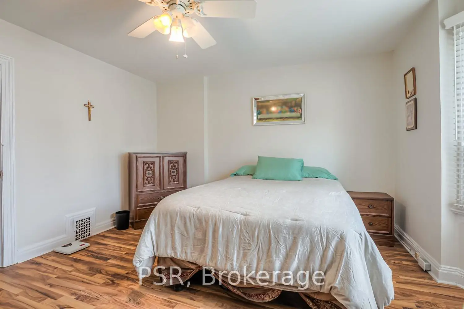 41 Springhurst Avenue photo 4