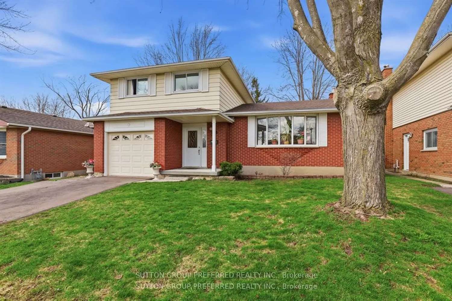 38 Alayne Crescent