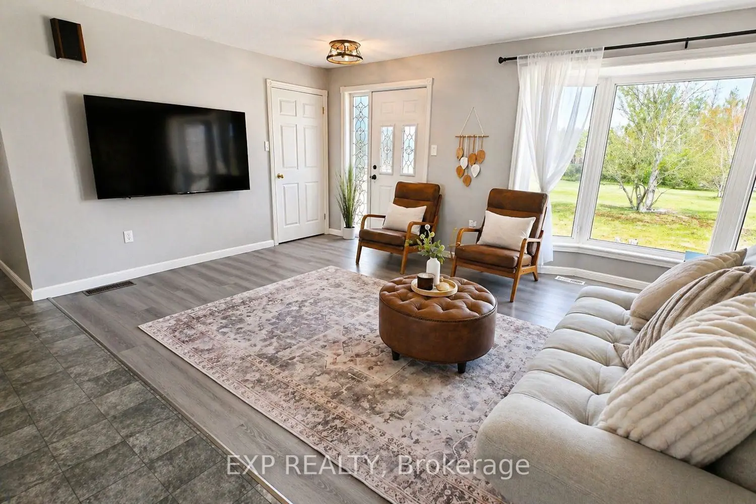 573 A Evergreen Lane photo 5