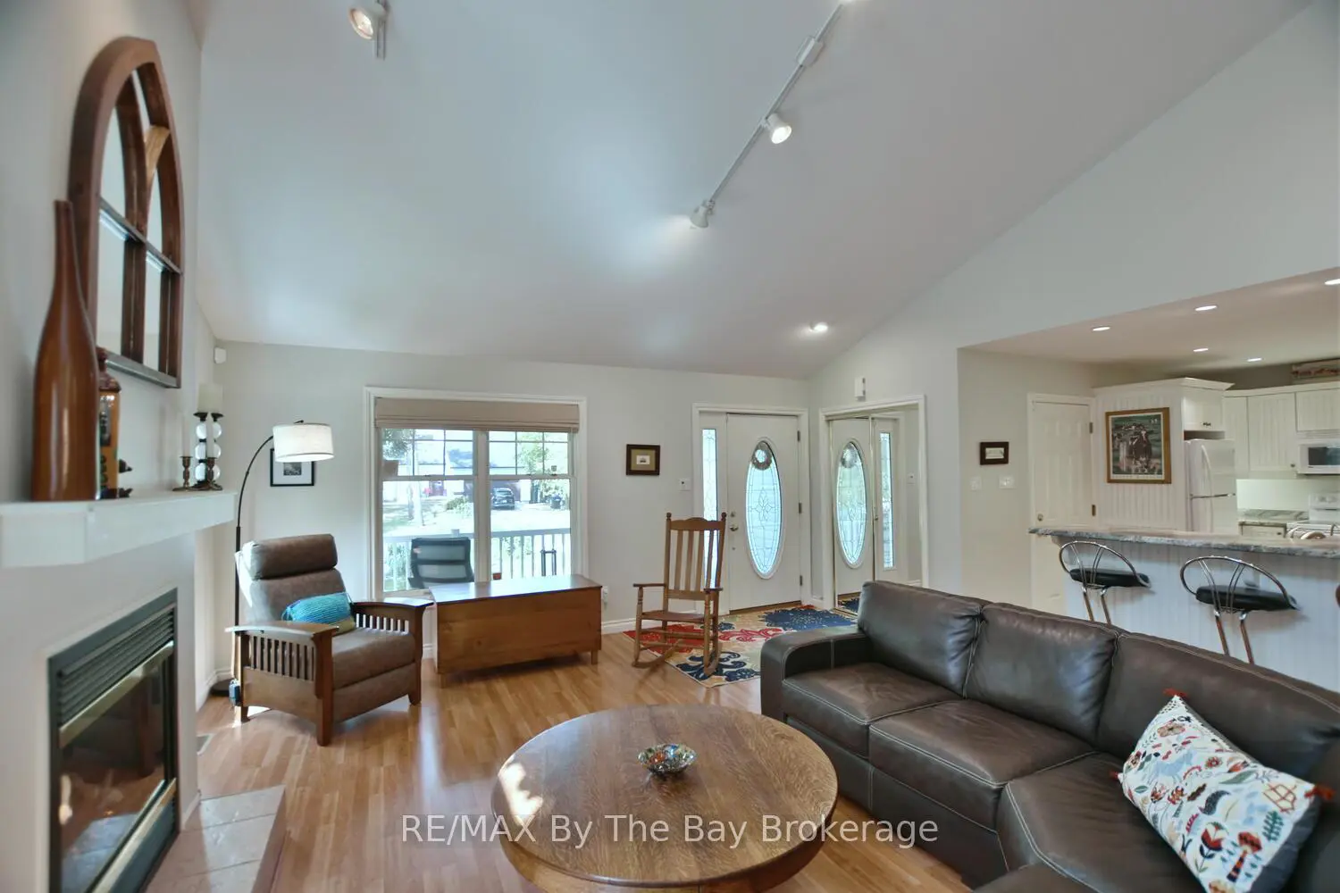1327 River Road photo 5