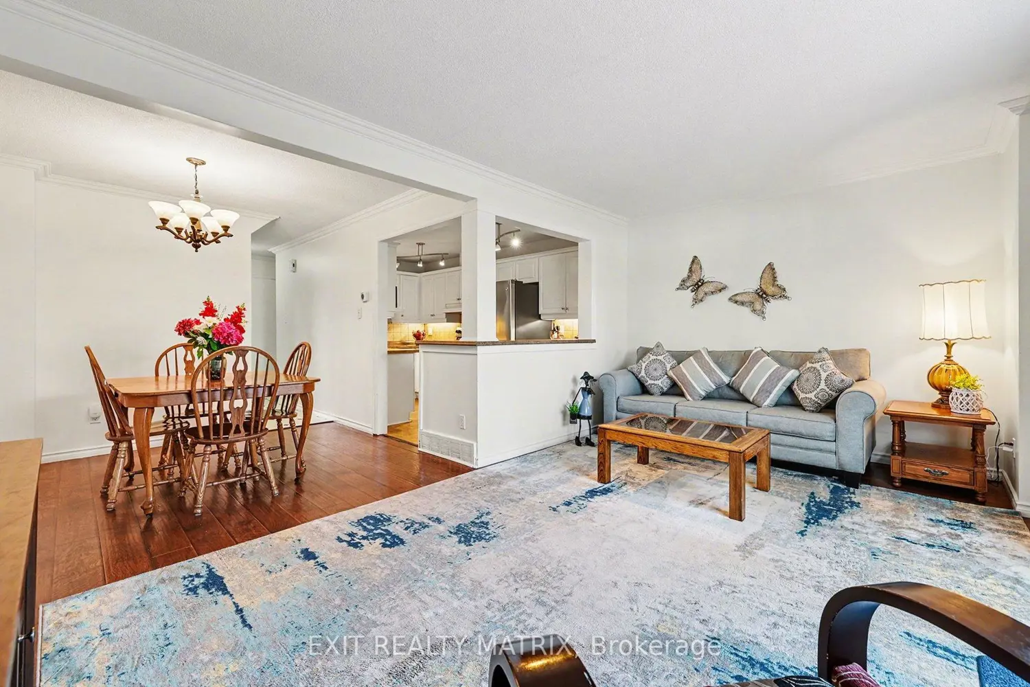 112 Castlefrank Road photo 3