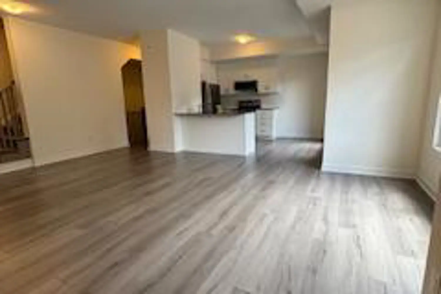 1695 Dersan Street 902 photo 2