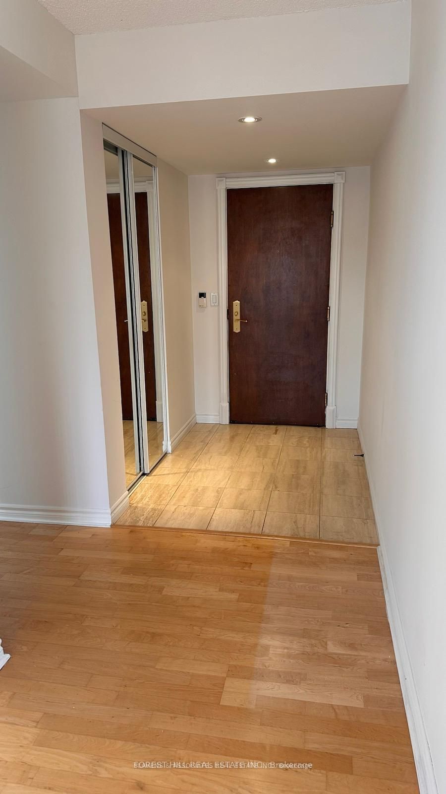 512-130 Pond Drive, Markham, ON, L3T 7W5