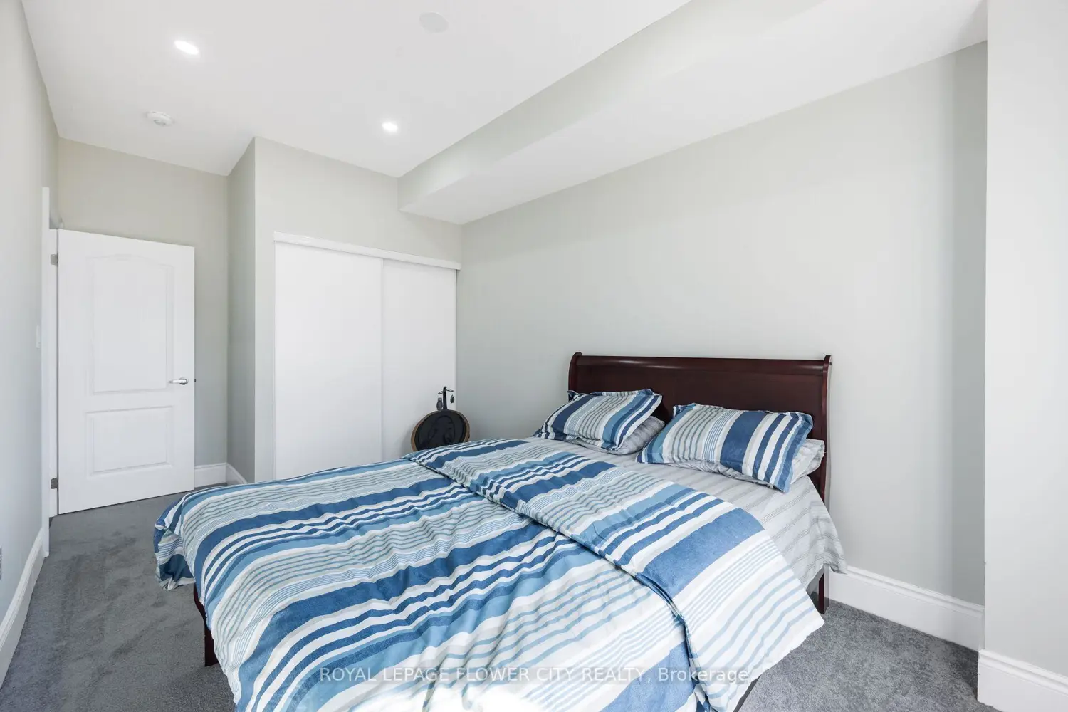 62 Foxsparrow Road photo 5
