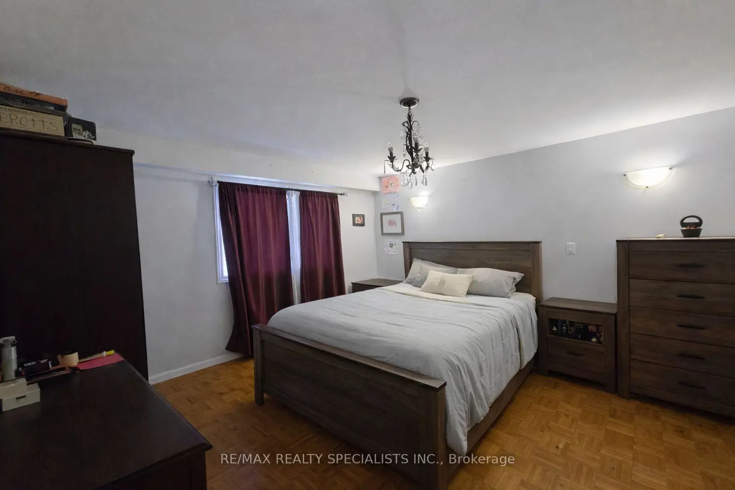 24 Stewart Avenue photo 4