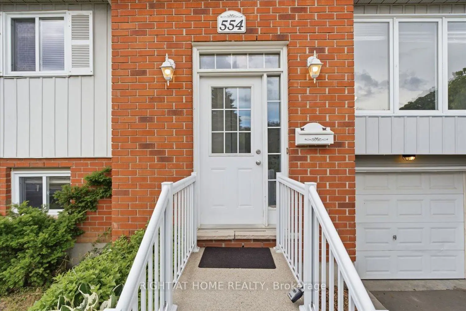 554 Halberstadt Circle photo 3