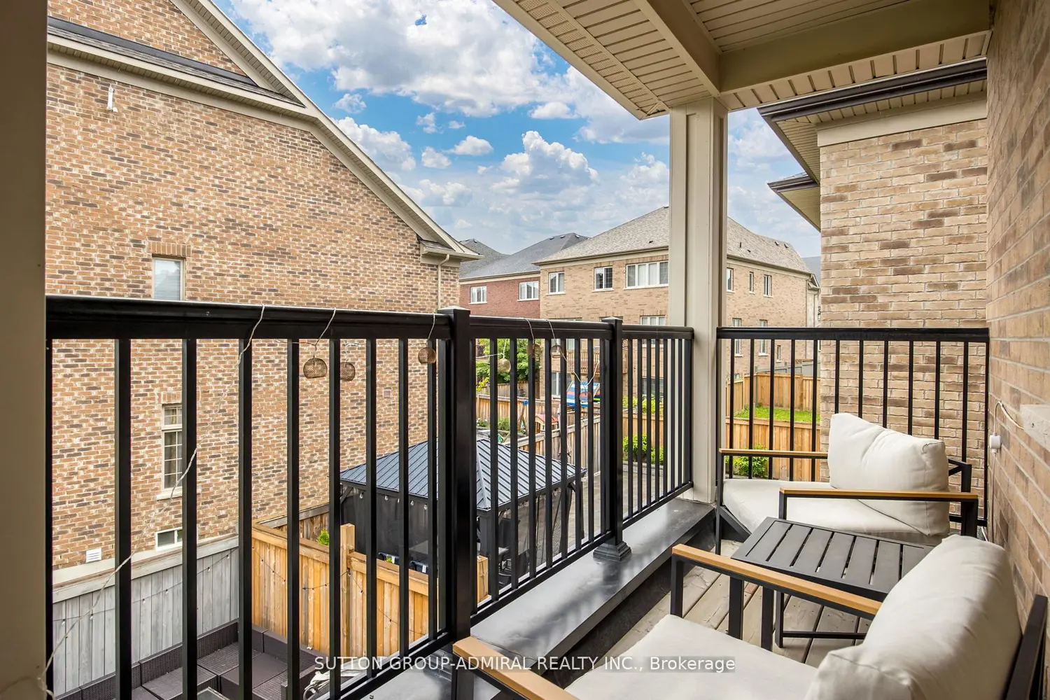 36 Hurst Avenue photo 3
