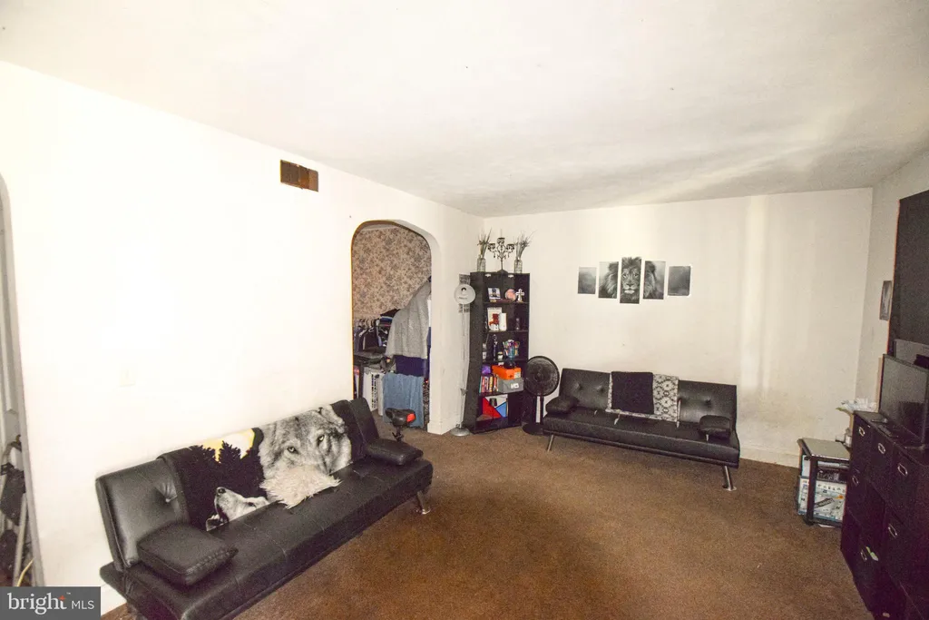 2422 Keyway, Dundalk, MD 21222 photo 3
