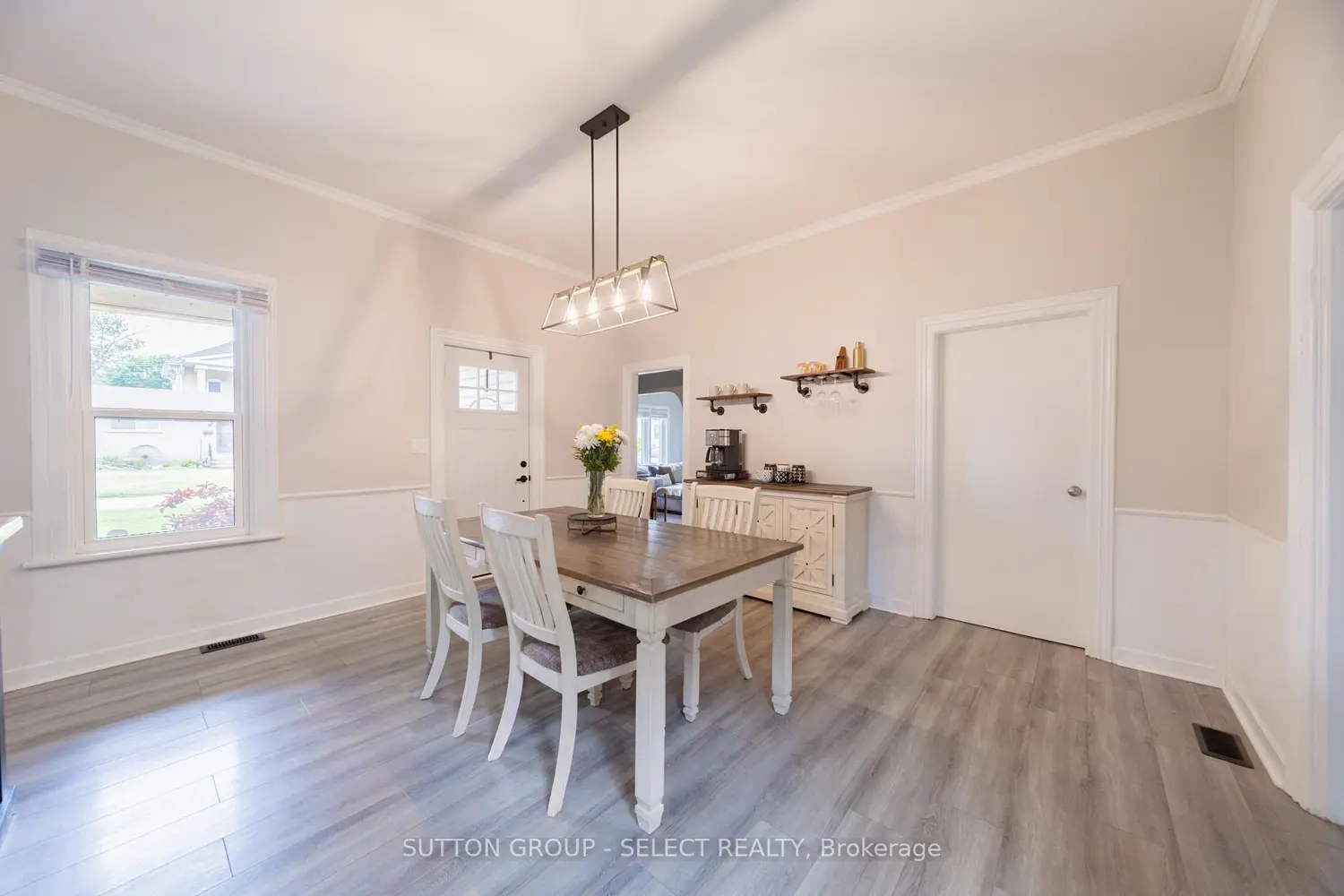 245 Rapley Street photo 4