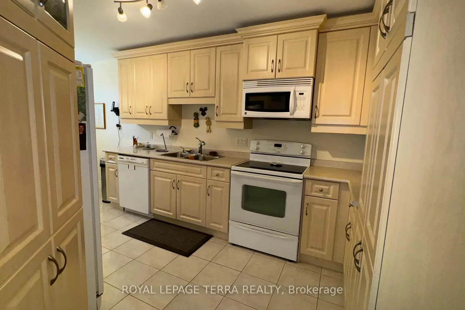 13 Montebello Terrace photo 5